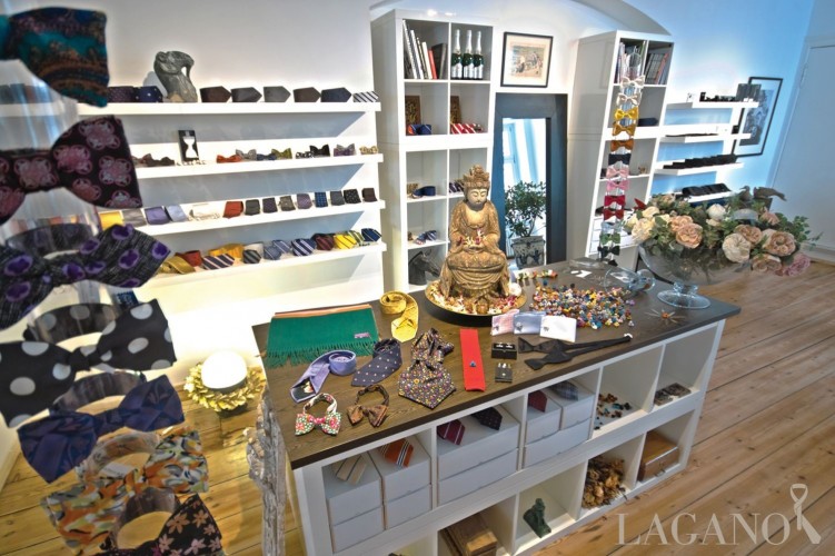 Lagano Fachgeschäft für Krawatten Socken Hosentraeger Manschettenknöpfe Flogene Guertel Handschuhe etc. in Berlin Lagano Fachgeschäft für Krawatten Socken Hosentraeger Manschettenknöpfe Flogene Guertel Handschuhe etc. in Berlin